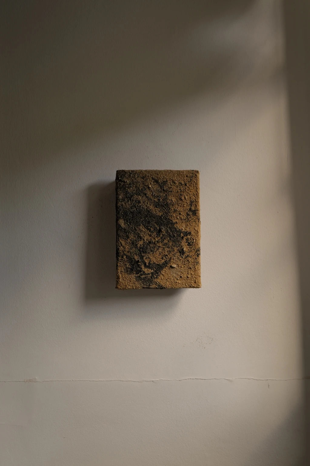 Lift, small II (Tiger's Nest)