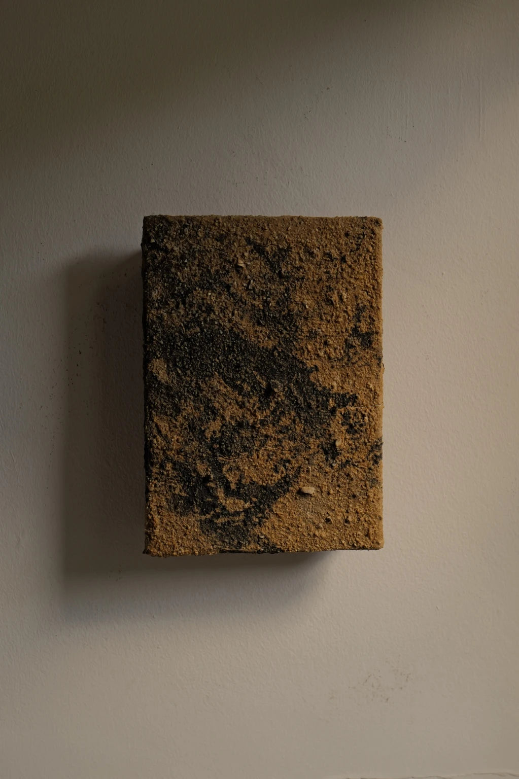 Lift, small II (Tiger's Nest)
